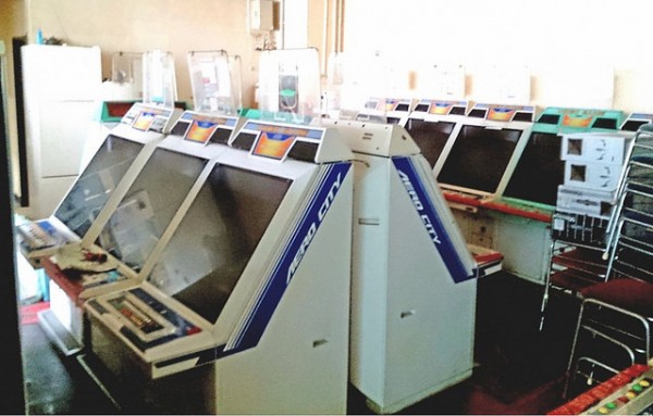 sega-astro-city-arcade-cabinets.jpg