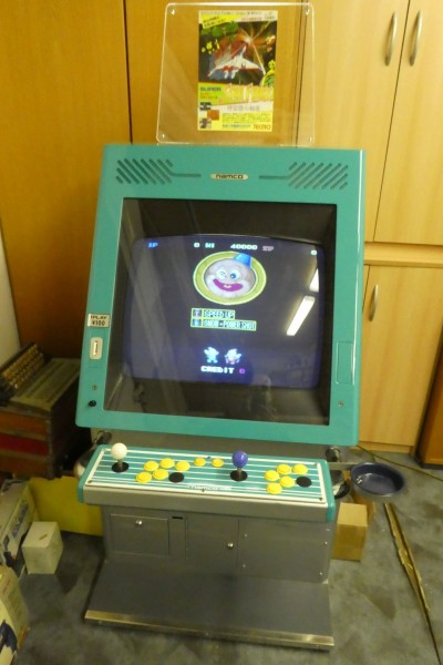 sonstige-namco-consolette-arcadecabinet.jpg