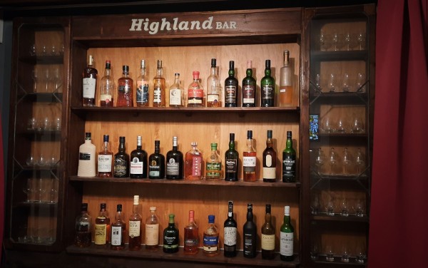 bar.jpg