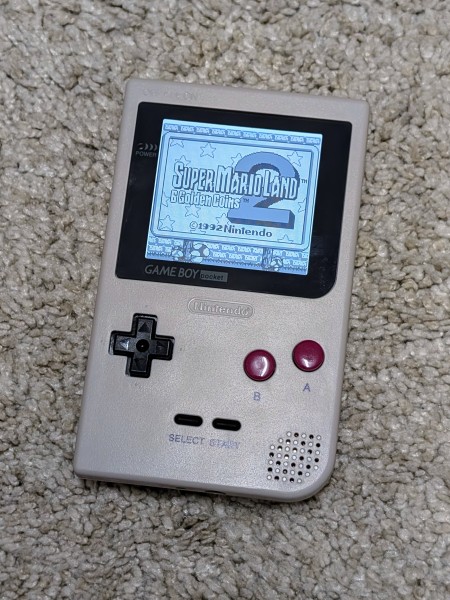 Game Boy Pocket 2.jpg