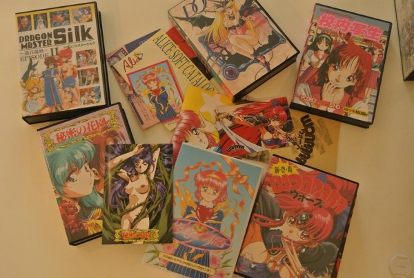 Cover Manuals Goods.JPG