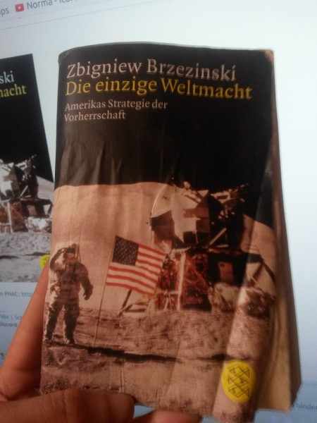 Die einzige Weltmacht.jpg
